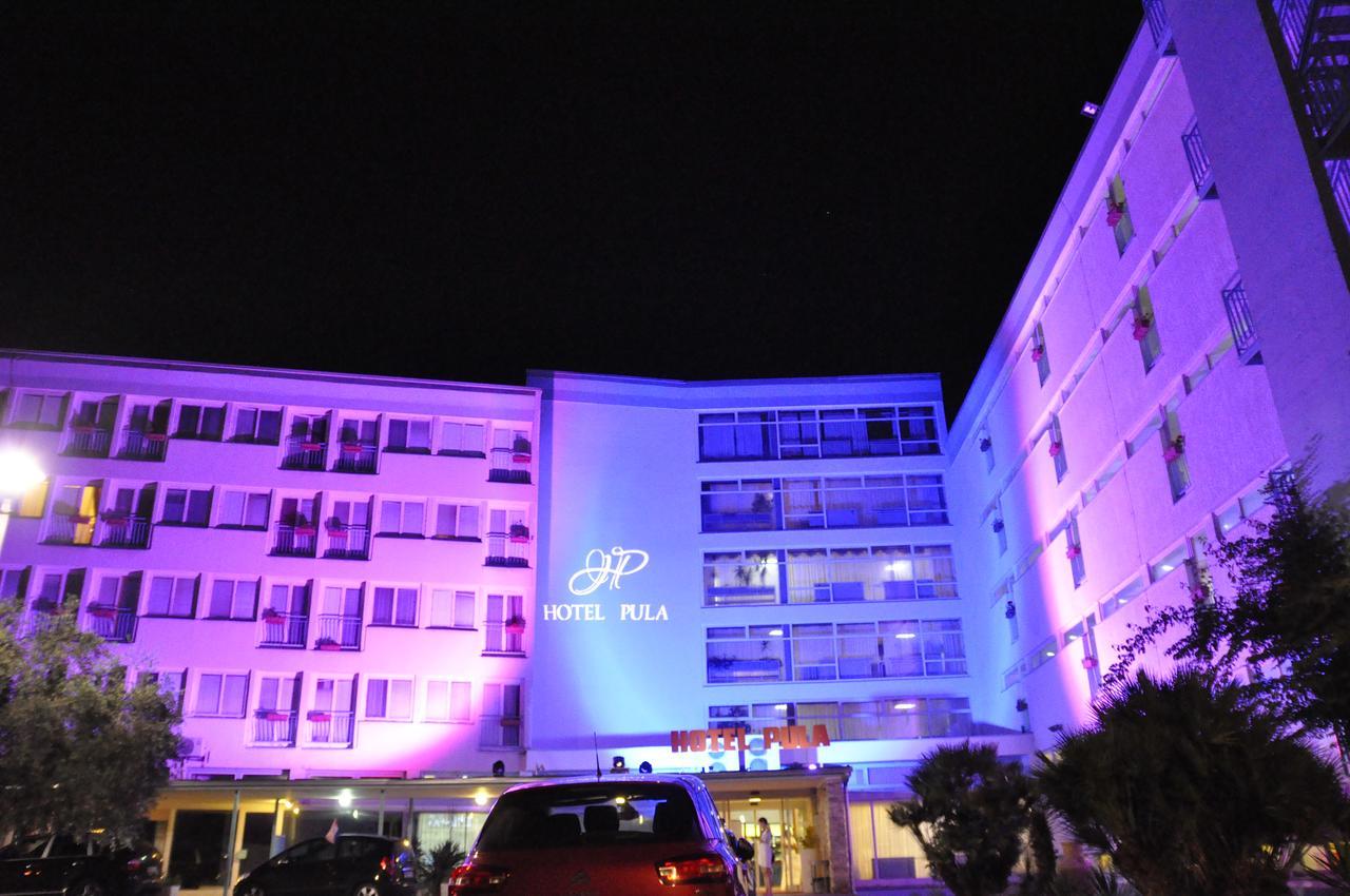 Hotel Pula Exterior photo